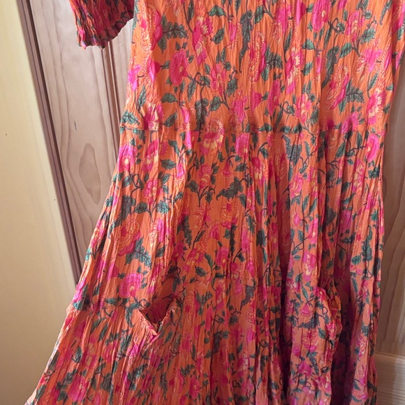 Vibrant Floral Maxi Dress - Picture 6 of 6